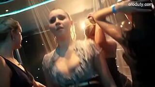 Wet model asstomouth - porn video