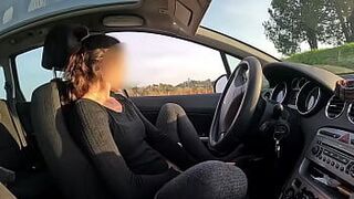 Convince a stranger to touch my wet pussy while taking a walk - porn video