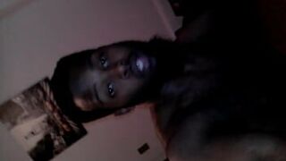 Playing with that booty hole - porn video